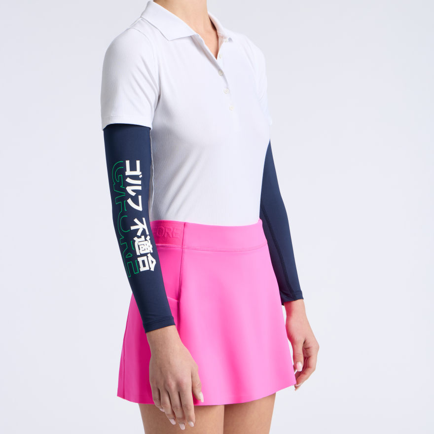 WOMEN'S COOLING SUN SLEEVE in Twilight - Alternate Image 1