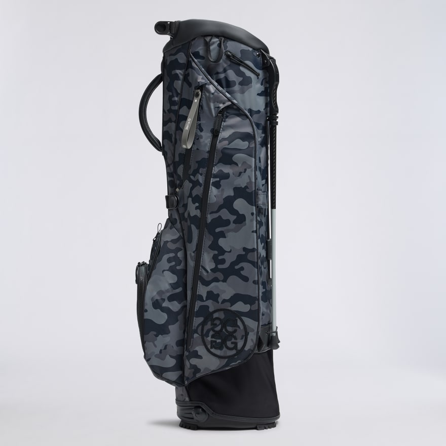 CAMO PARACHUTE CARRY GOLF BAG in Onyx - Alternate Image 3