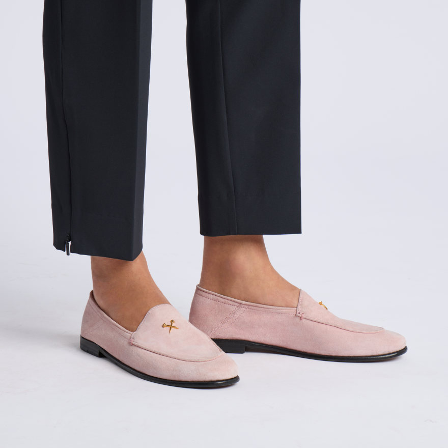 WOMEN'S METAL TEES SUEDE FLEX LOAFER in Blush - Alternate Image 5