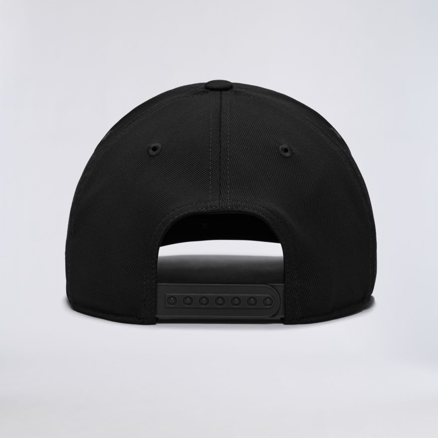 CHAINSTITCH CIRCLE G'S CONTRAST HAT in Onyx/Snow - Alternate Image 5