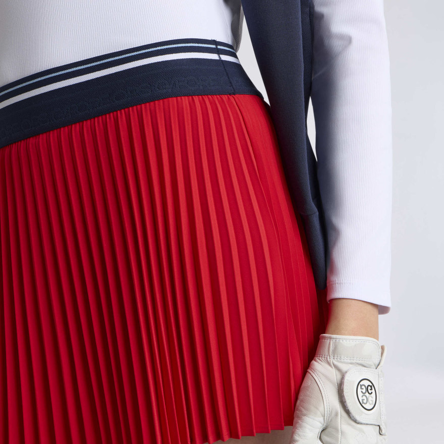 MICROPLEAT STRETCH WOVEN HIGHWAISTED SKORT in Lava - Alternate Image 2