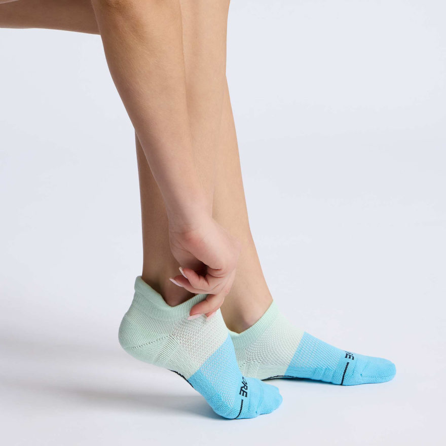 WOMEN'S TWO TONE FORE PLAY ANKLE SOCK in Tidal Cenote - Alternate Image 2