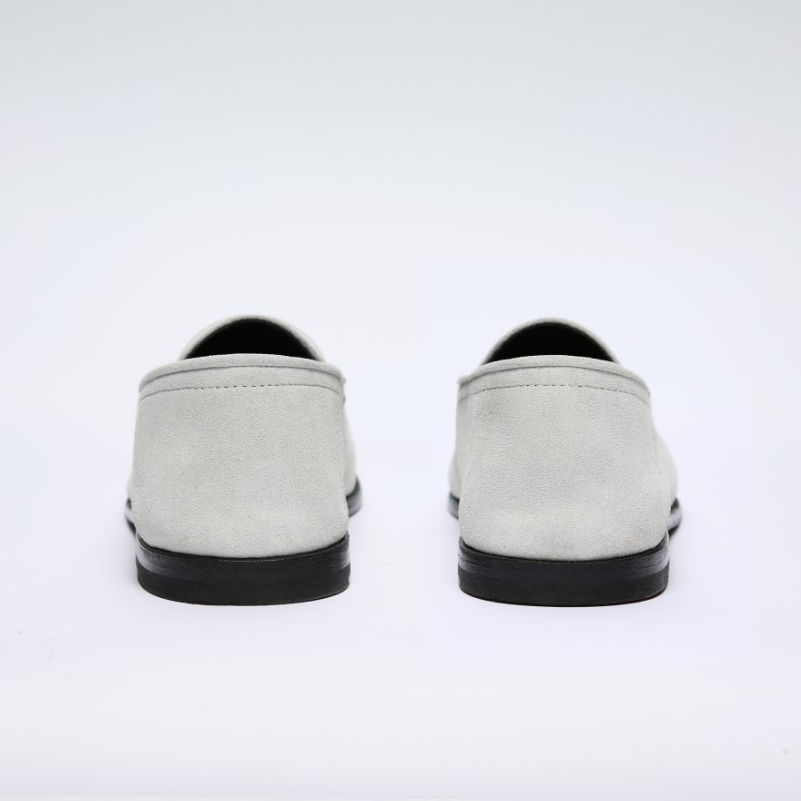 WOMEN'S METAL TEES SUEDE FLEX LOAFER in Nimbus - Alternate Image 4