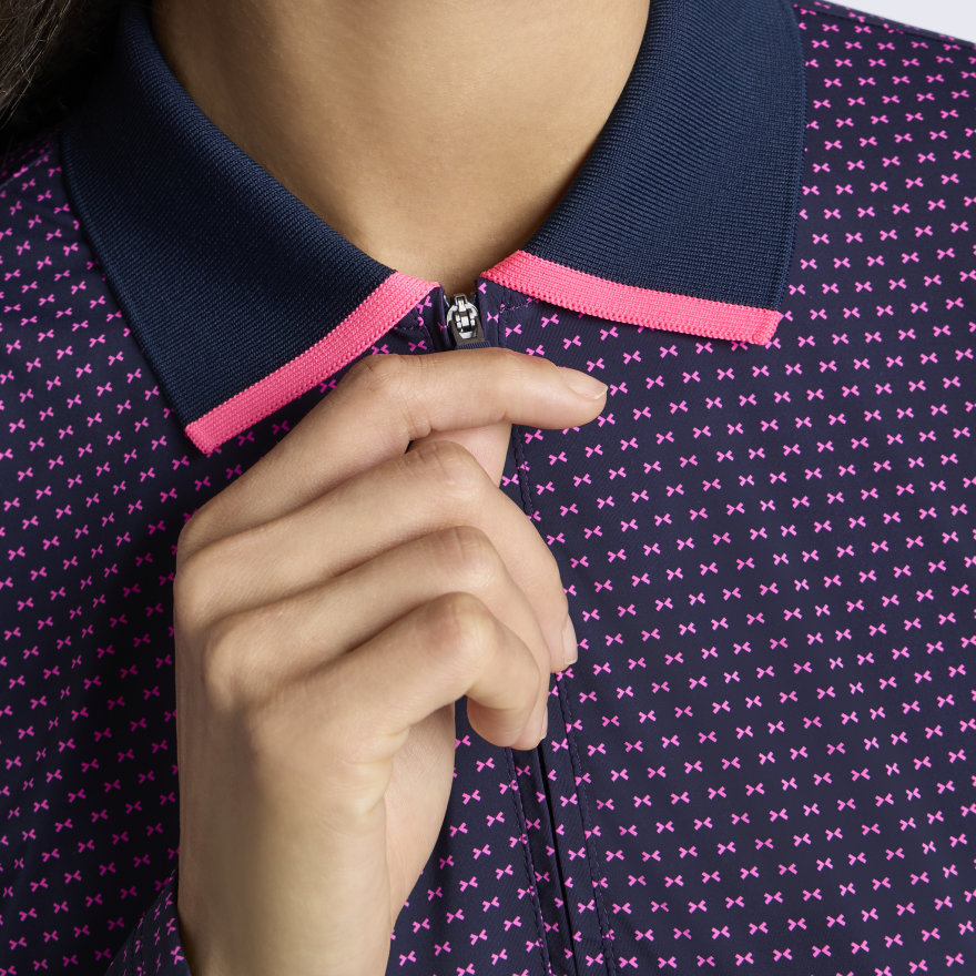 GEO 2 SILKY TECH NYLON LONG SLEEVE 1/4 ZIP POLO in TWILIGHT / KNOCKOUT PINK - Alternate Image 4