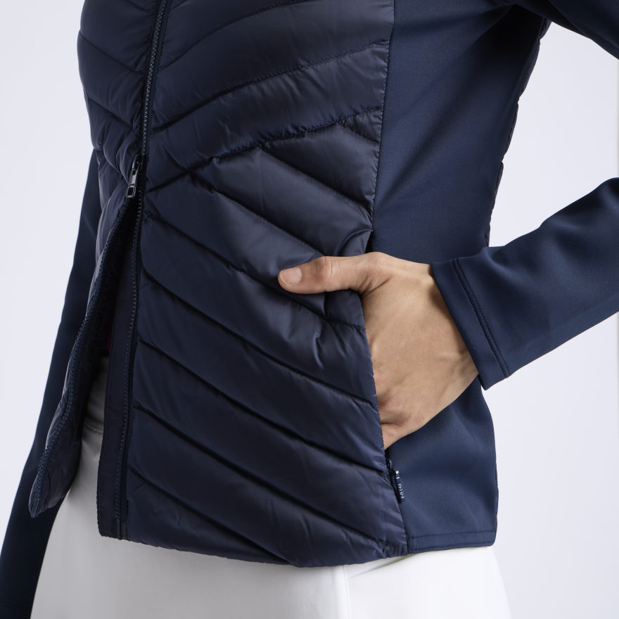 V-DOWN QUILTED HYBRID JACKET in Twilight - Alternate Image 4
