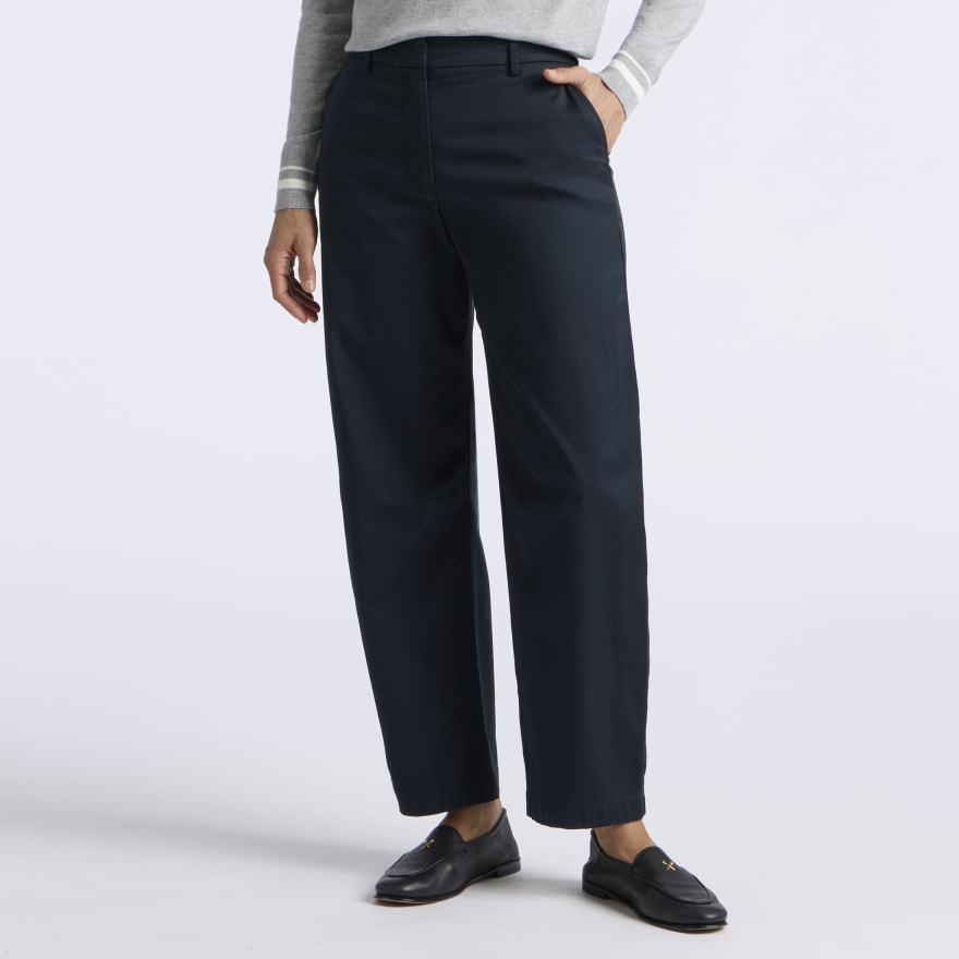 TUX SHADOW STRETCH STRAIGHT LEG TROUSER in Onyx - Alternate Image 2