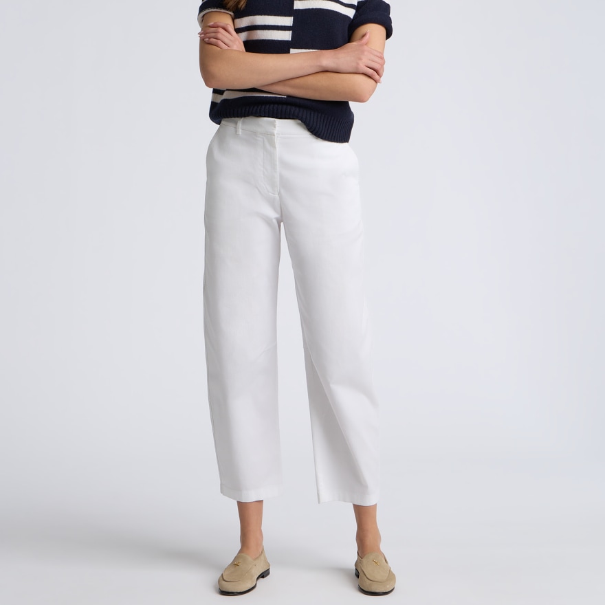 LTD RELEASE STRETCH COTTON GABARDINE BARREL LEG TROUSER in Snow - Alternate Image 2