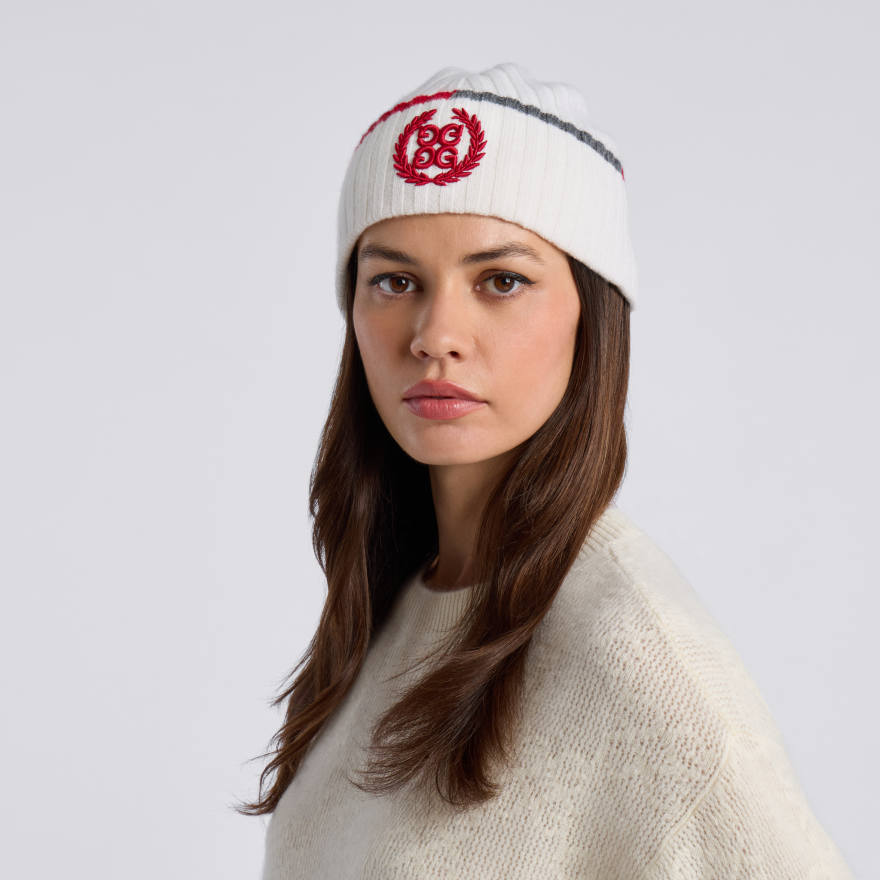 G WREATH CASHMERE BEANIE in CHALK WHITE / CLASSIC RED - Alternate Image 4