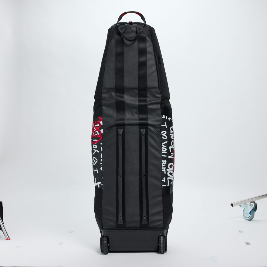 I LOVE YOU BUT... TRAVEL CASE in ONYX / CLASSIC RED - Alternate Image 2