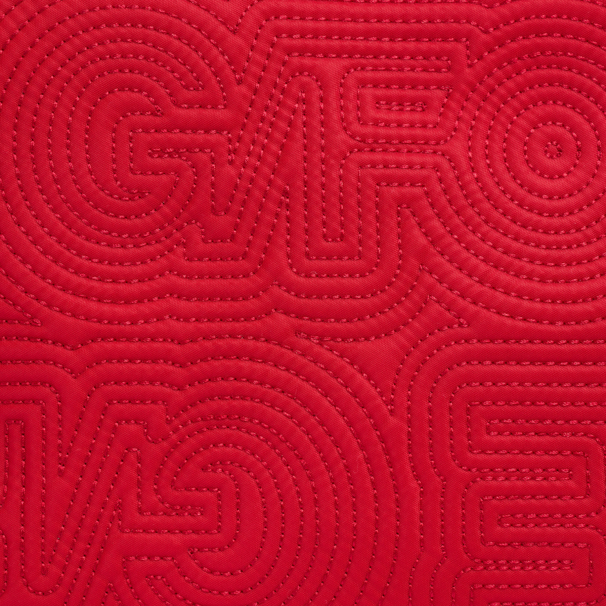 TRIPPY QUILTED TOILETRY BAG in CLASSIC RED - Alternate Image 2