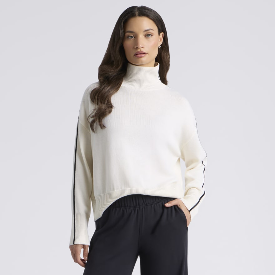 MERINO WOOL CONTRAST STRIPE TURTLENECK JUMPER in CHALK WHITE / ONYX - Alternate Image 2