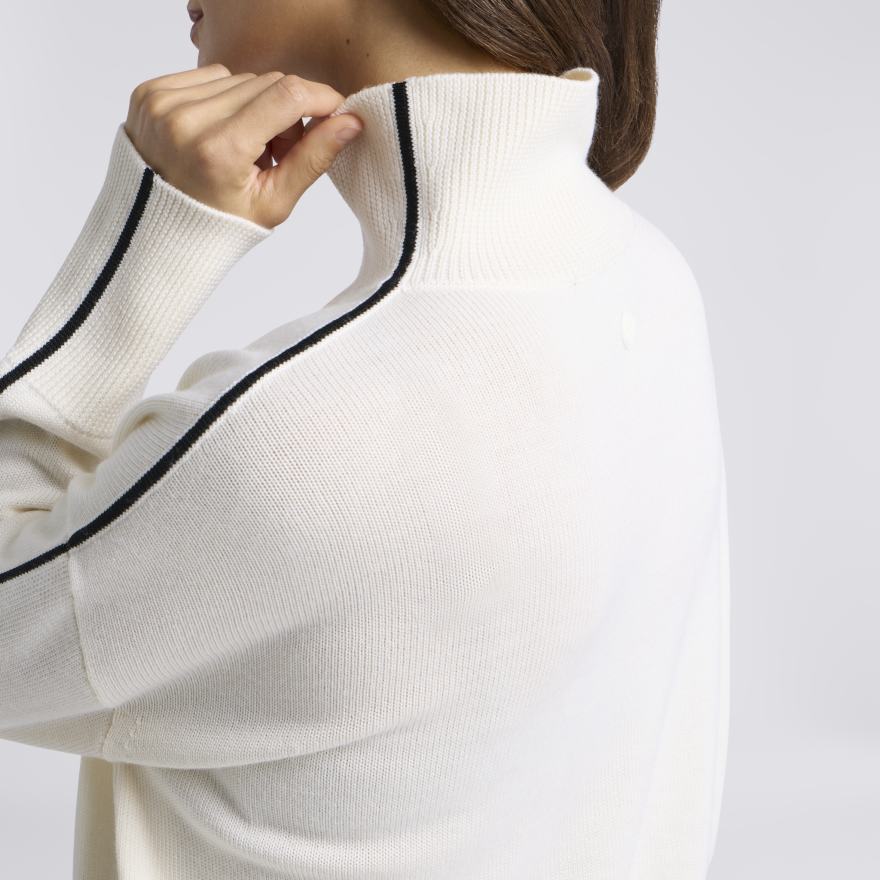 MERINO WOOL CONTRAST STRIPE TURTLENECK JUMPER in CHALK WHITE / ONYX - Alternate Image 4