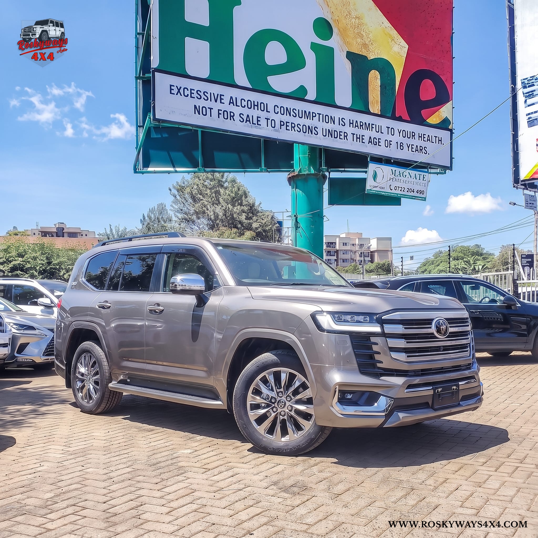 2021 Toyota LANDCRUISER LC300 — Photo 3