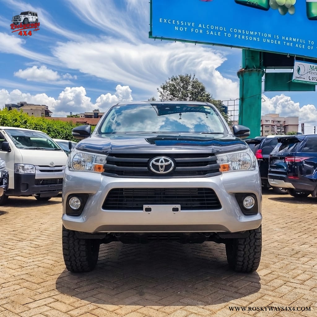 2019 Toyota HILUX — Photo 2