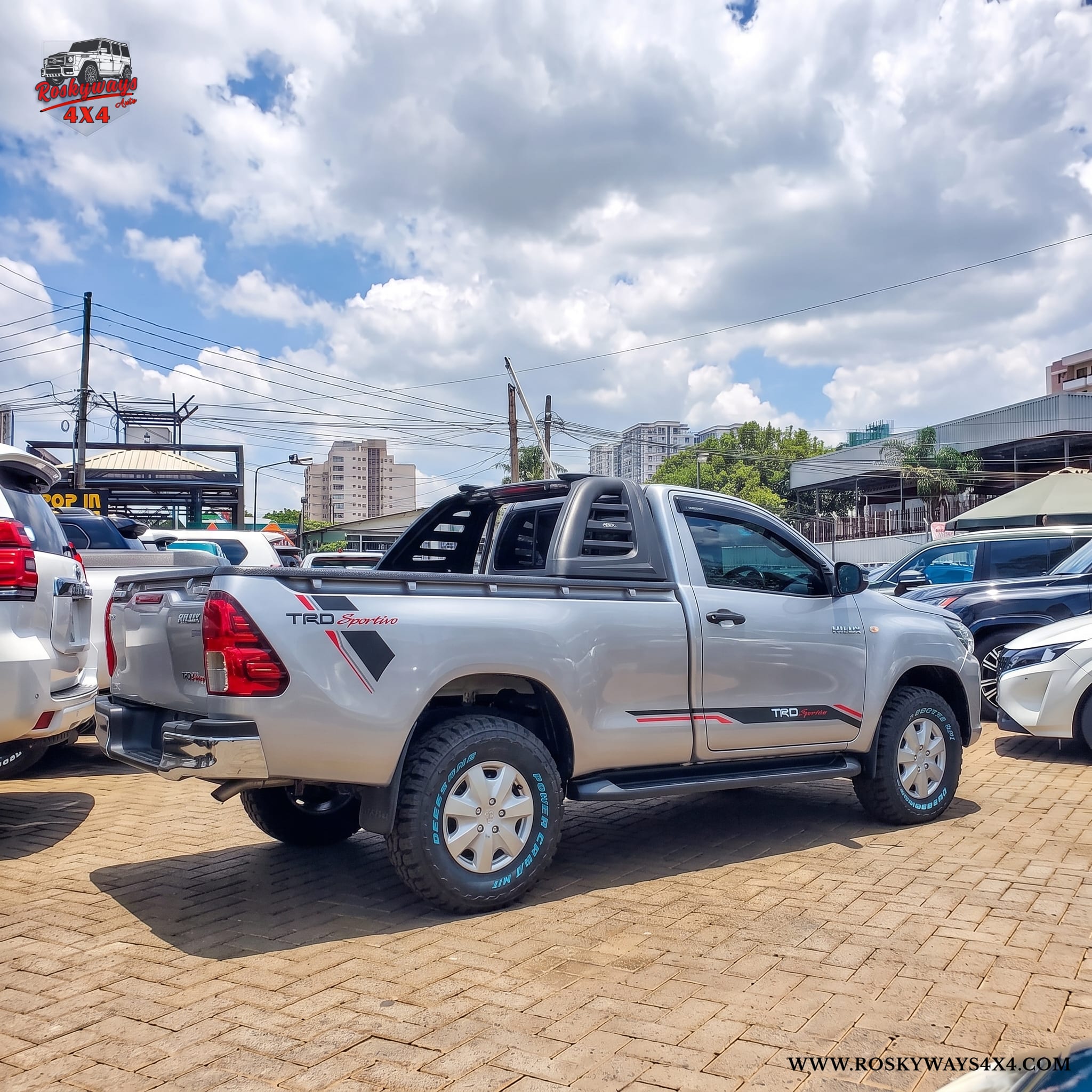 2019 Toyota HILUX — Photo 4