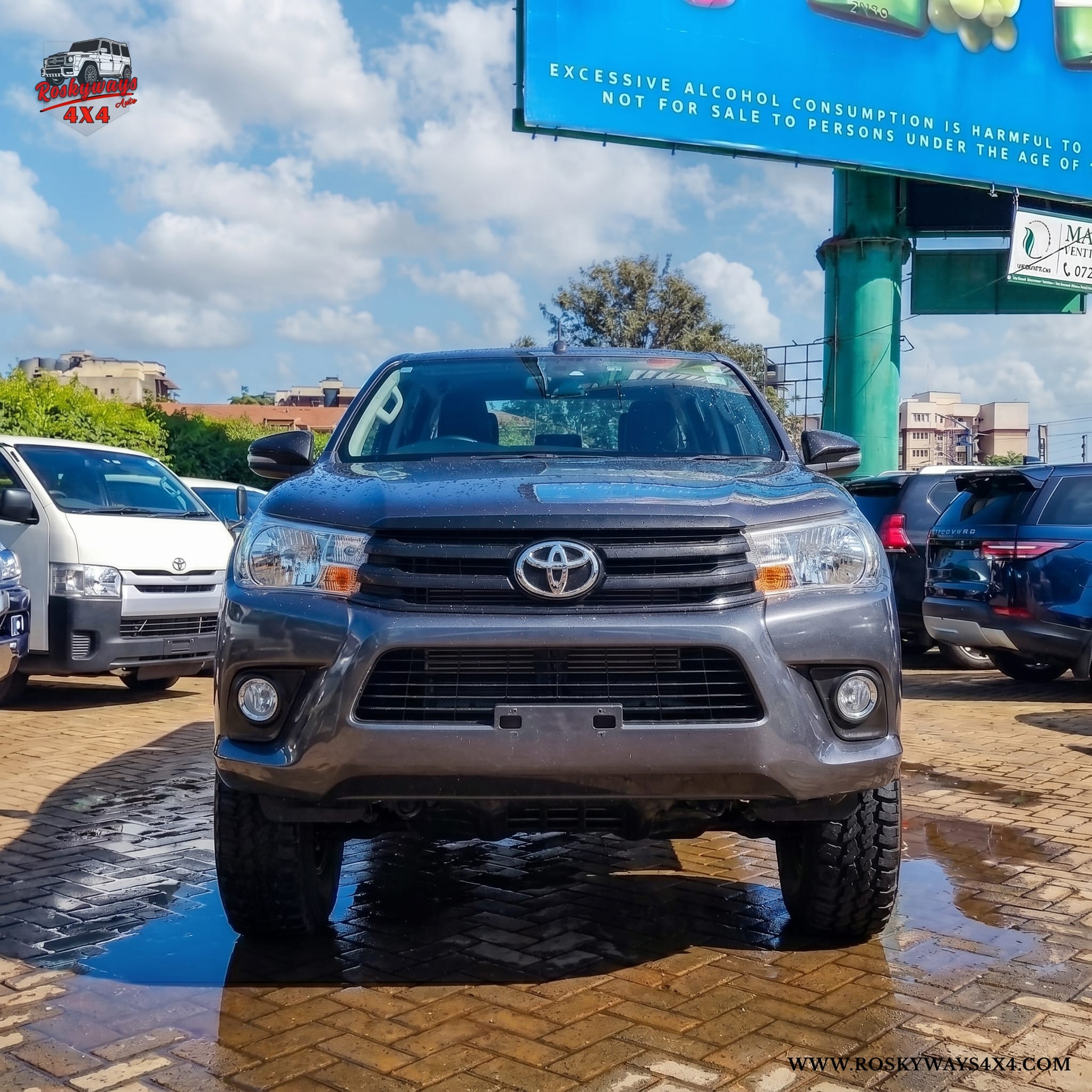 2019 Toyota HILUX — Photo 2
