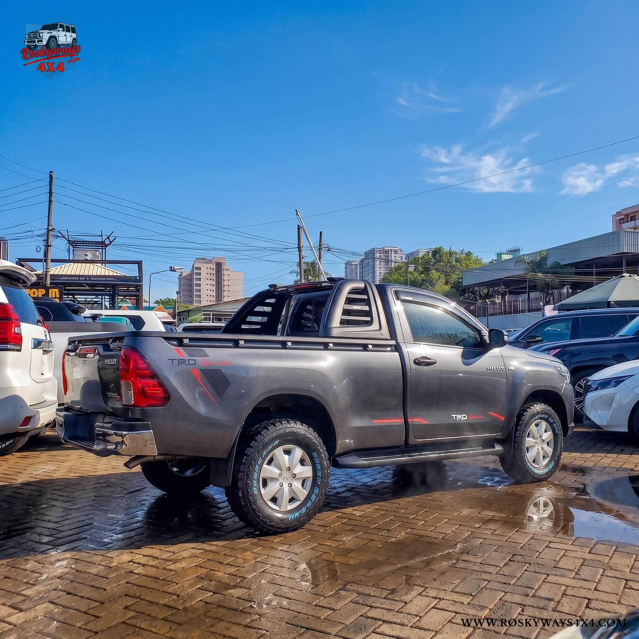 2019 Toyota HILUX — Photo 4