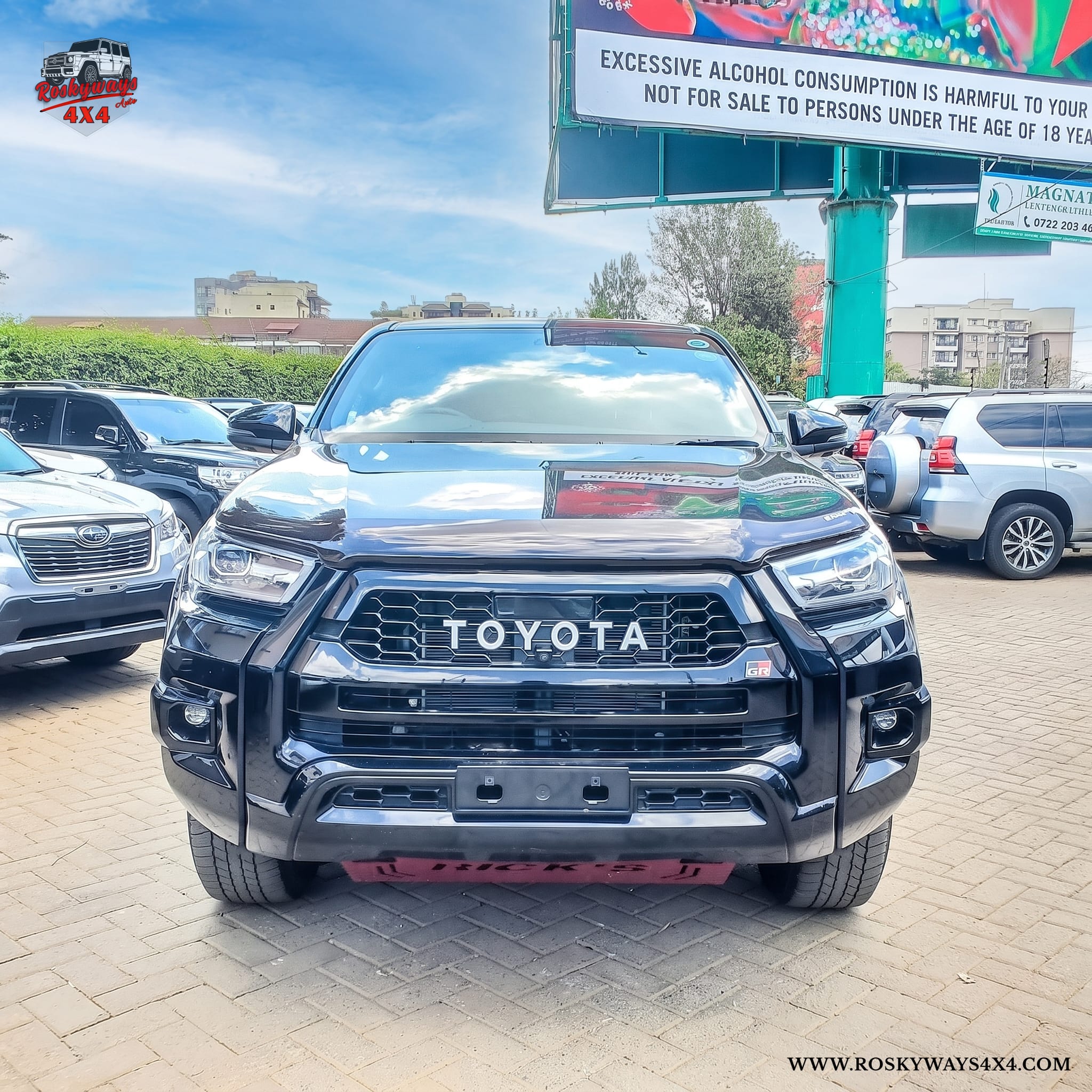 2022 Toyota HILUX — Photo 2