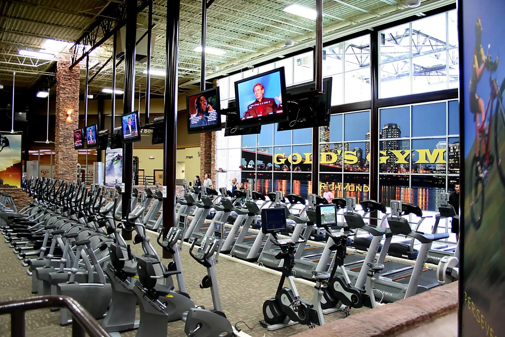 その他 Gold gym Gold's Gym Gayton Crossing | VA 23238 | Fitness. Focus. Finish.