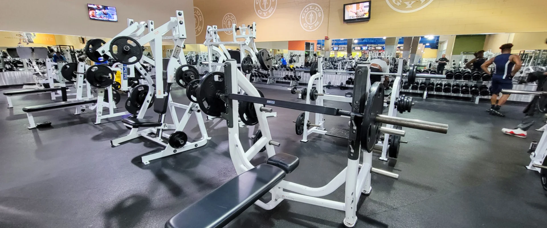 golds_gym_Randleman