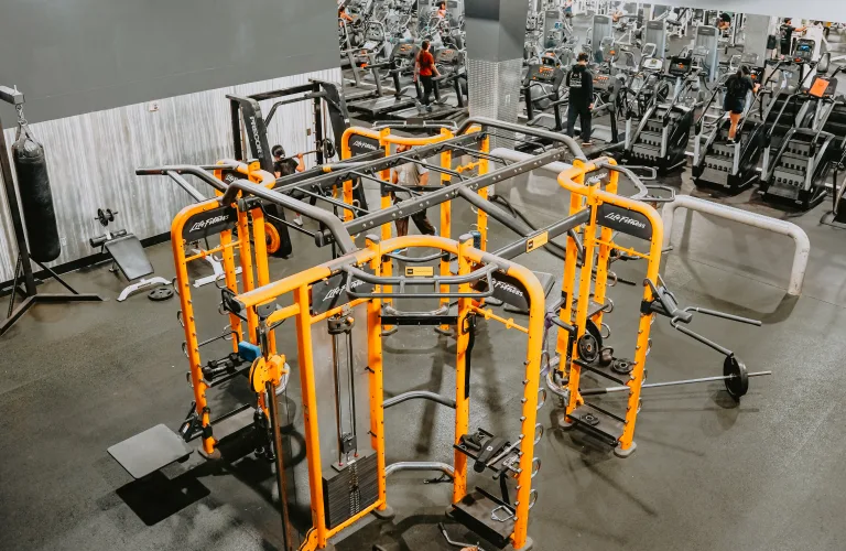 Gold's Gym Lee Highway | Lee Highway, TN 37421 | Stronger Starts Here