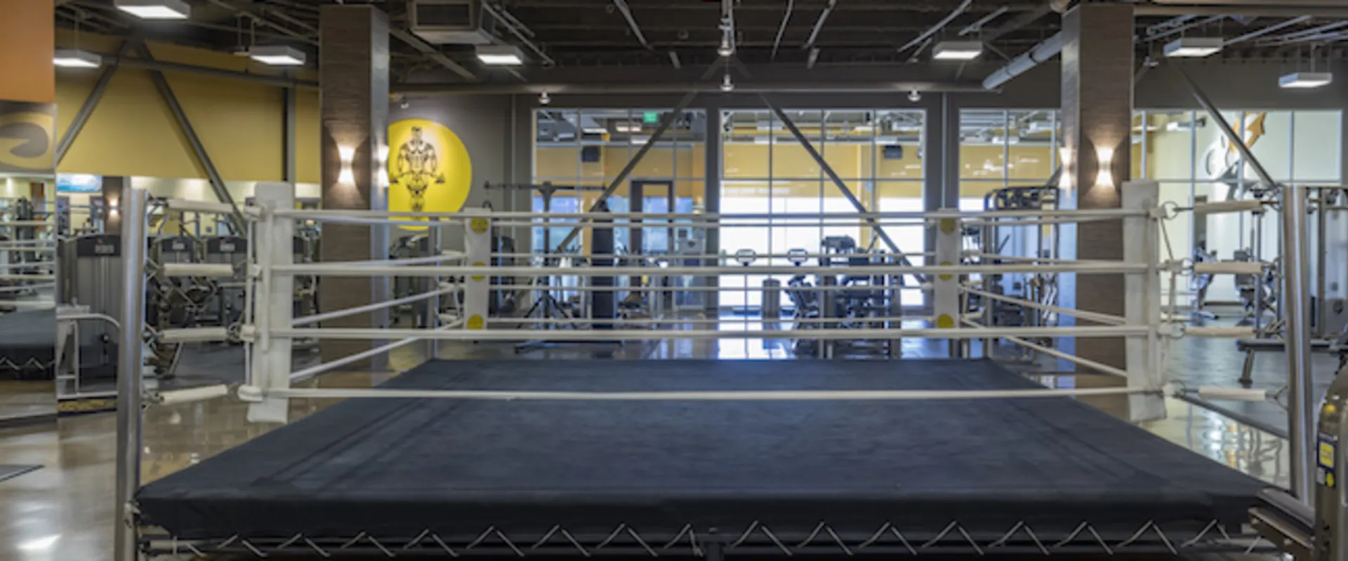 Gold's Gym West Covina boxing ring