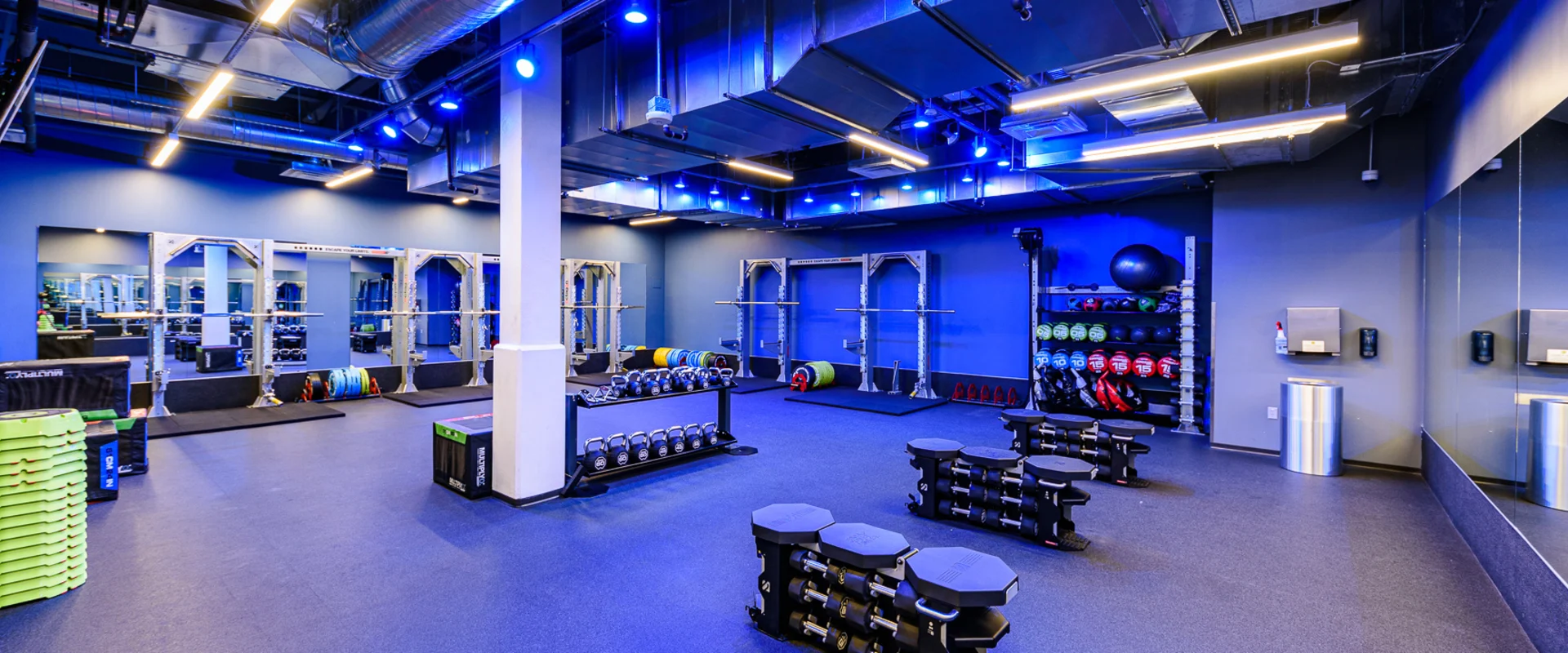 Gold's Gym Northridge