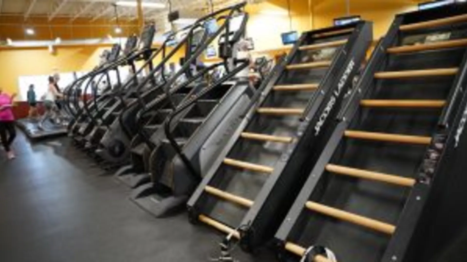 Cardio Floor