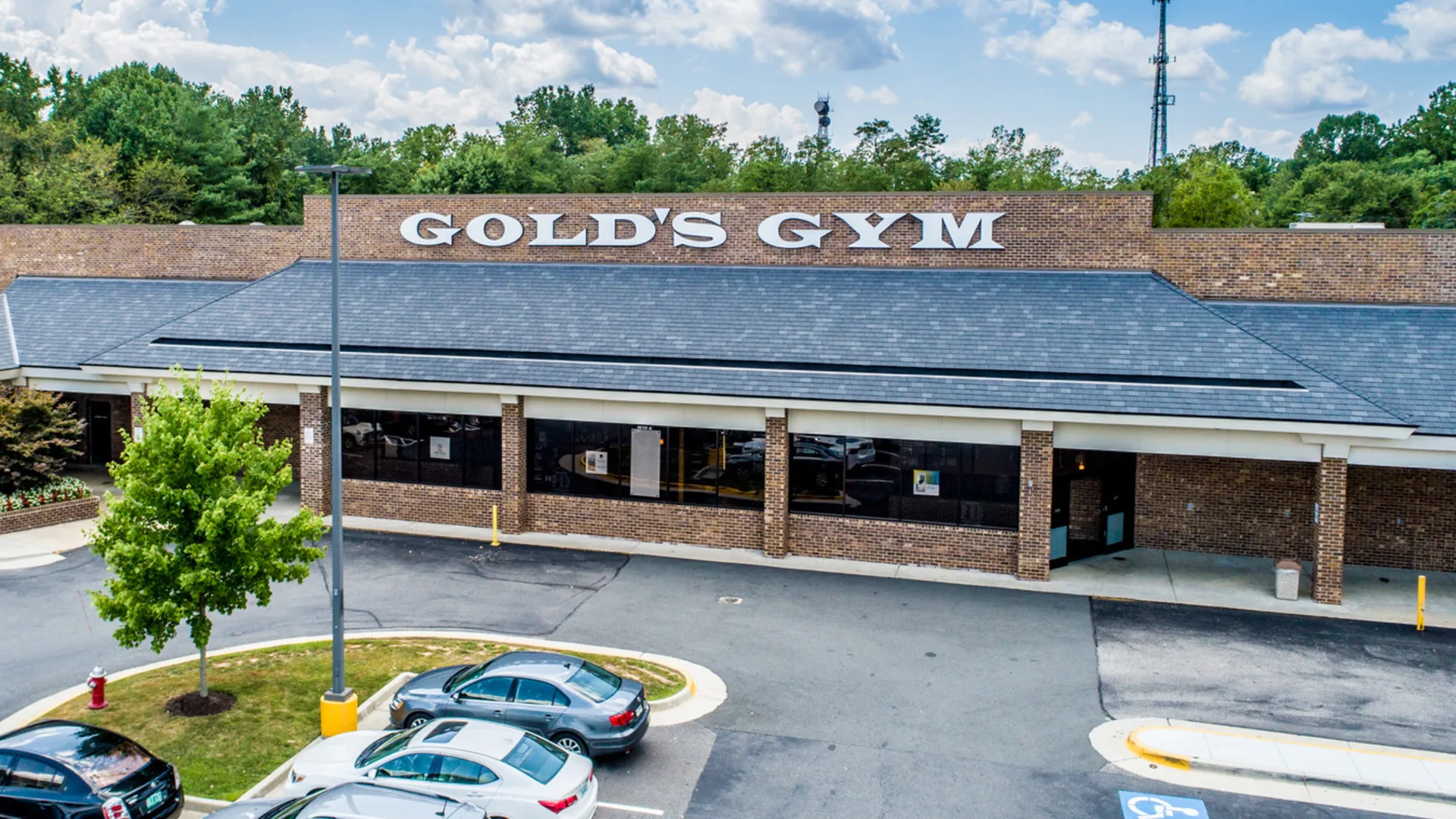 Gold's Gym Fairfax Station