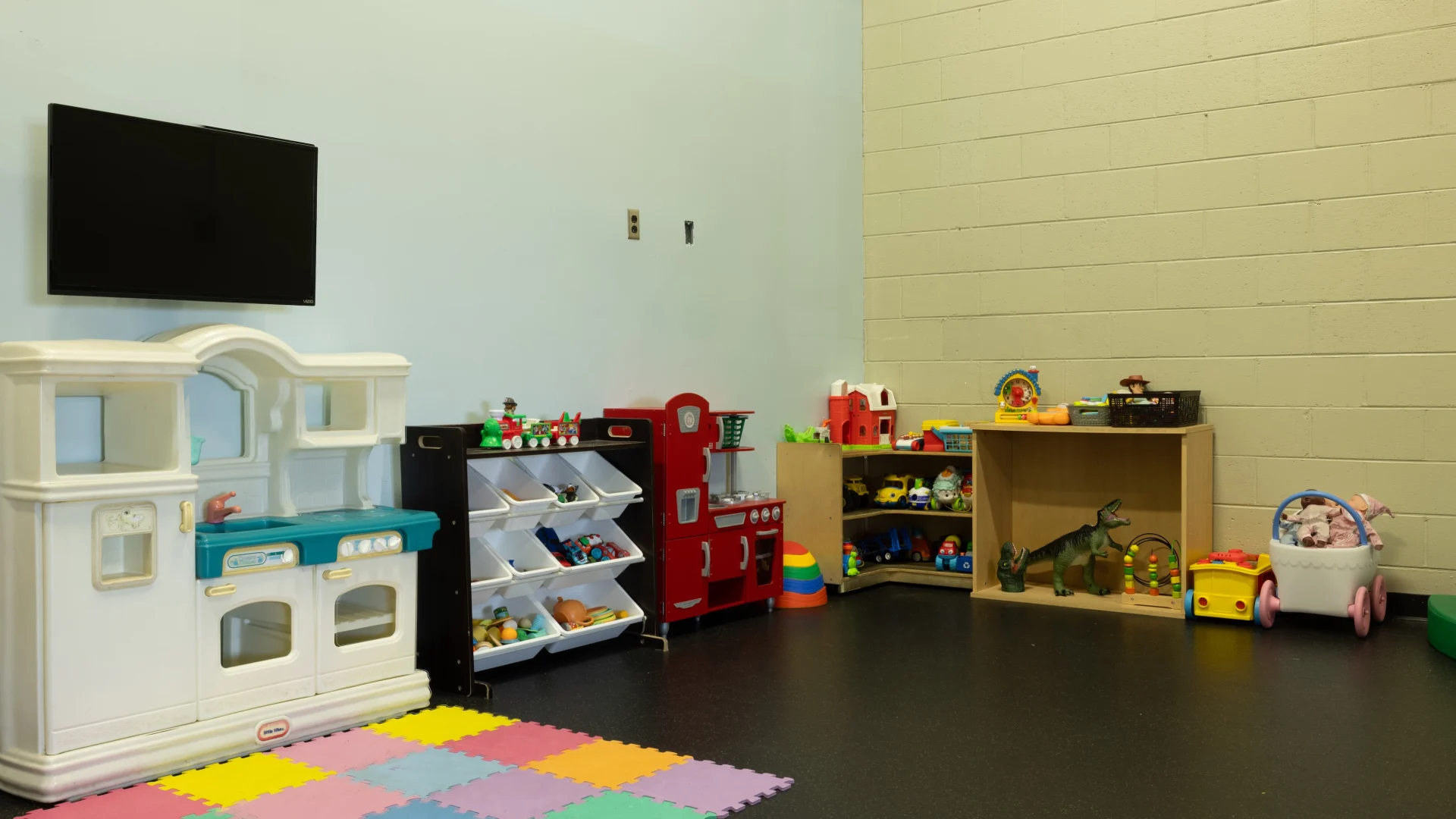 Kids club kids area