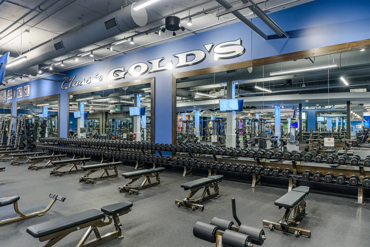 Gold's Gym Northridge - Northridge, CA 91324