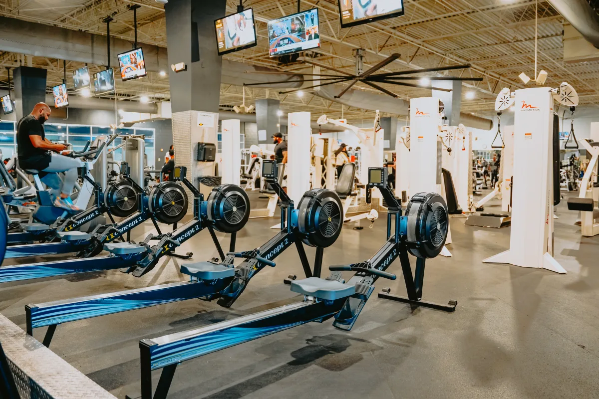 Gold's Gym Lee Highway | Lee Highway, TN 37421 | Stronger Starts Here