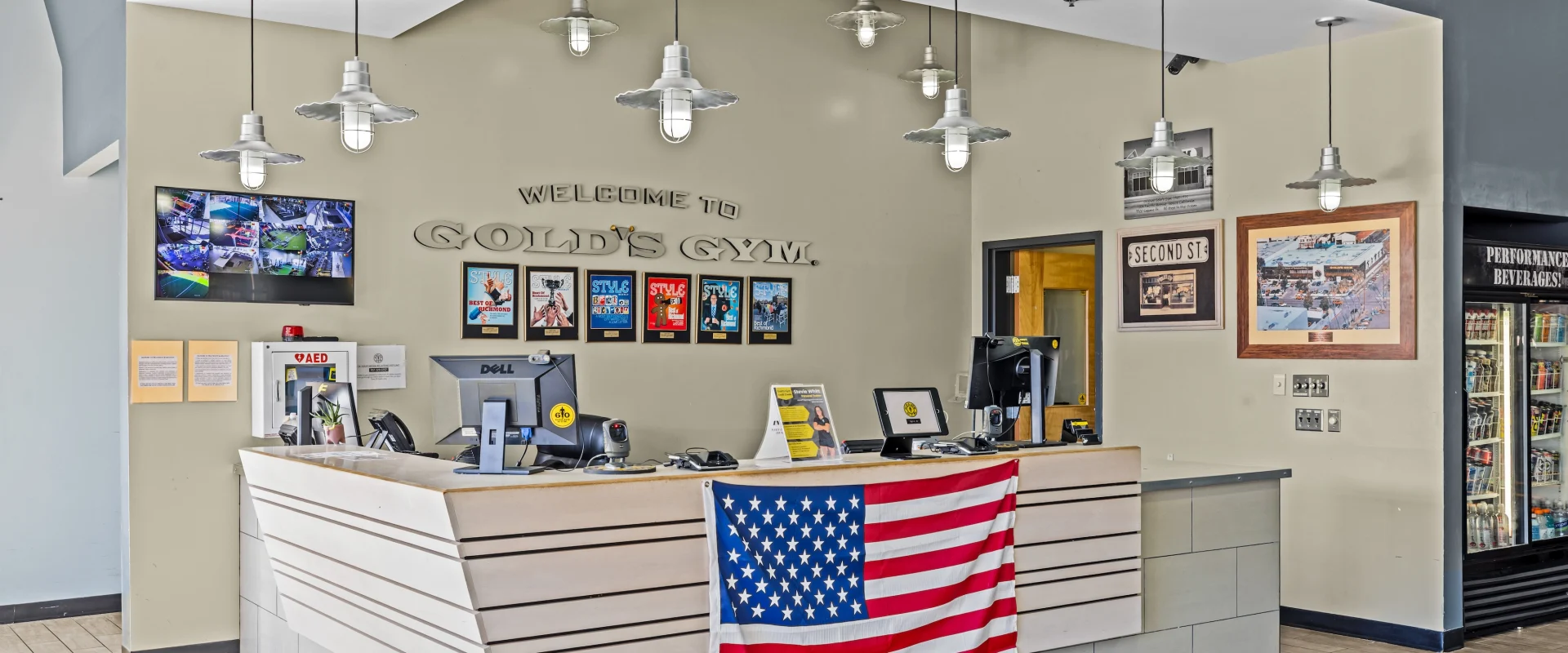Front entrance as you walk in