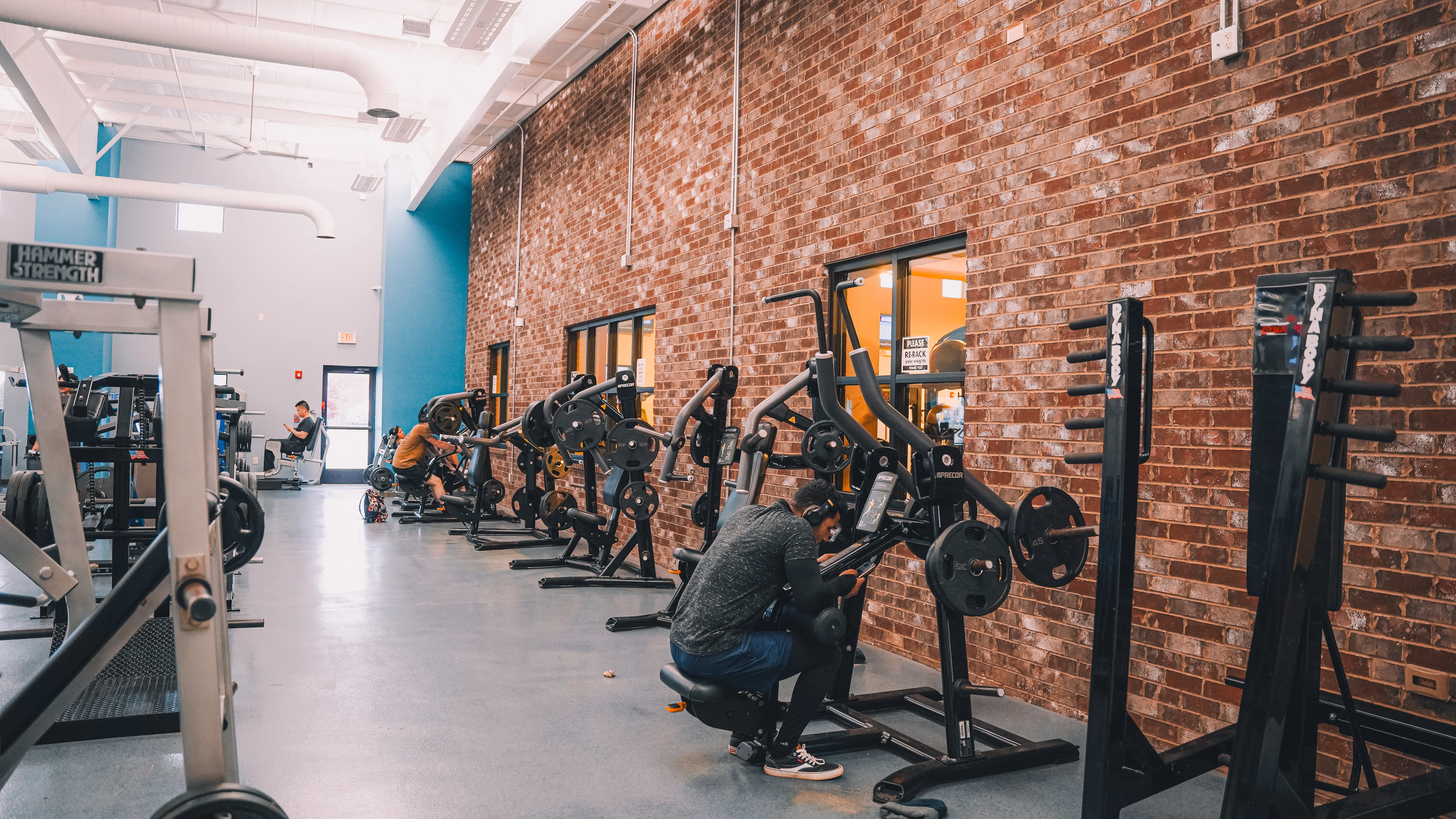 Gold's Gym Clarksville | Clarksville, TN 37040 | Stronger Starts Here