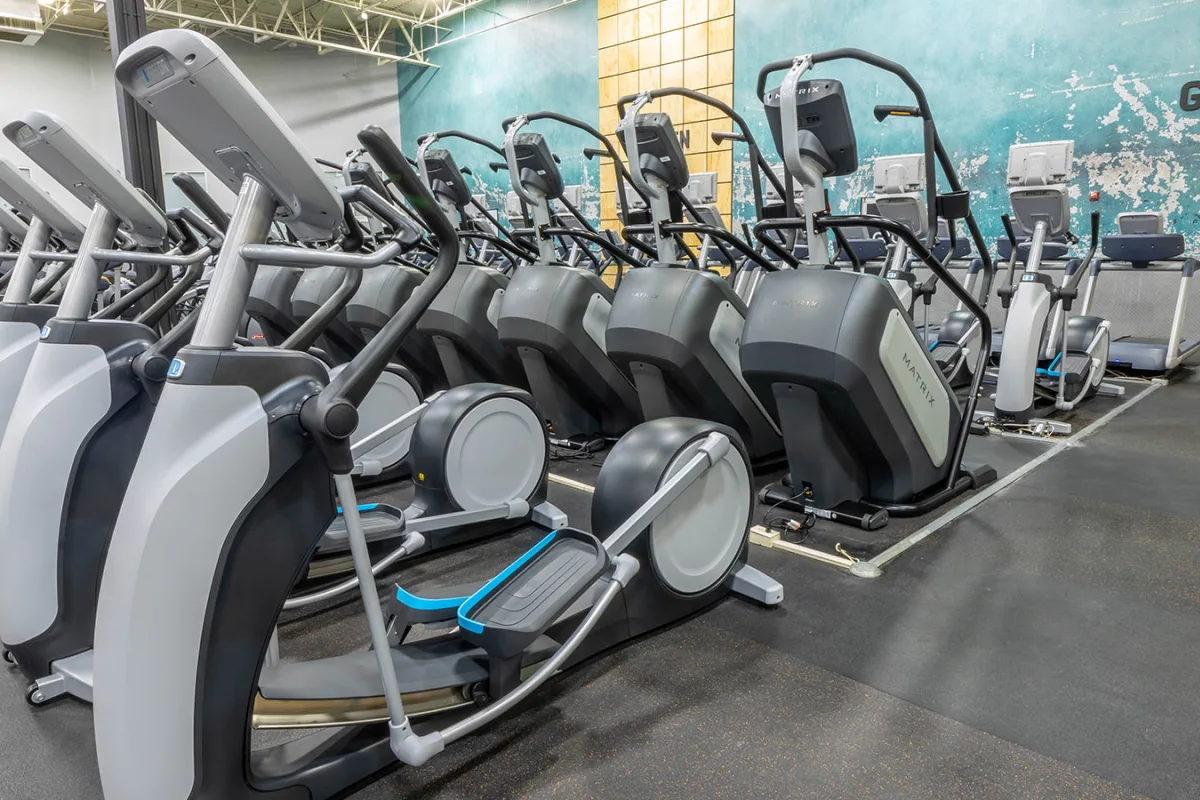 Gold's Gym San Antonio Bandera Trails TX 78023 Strength Training