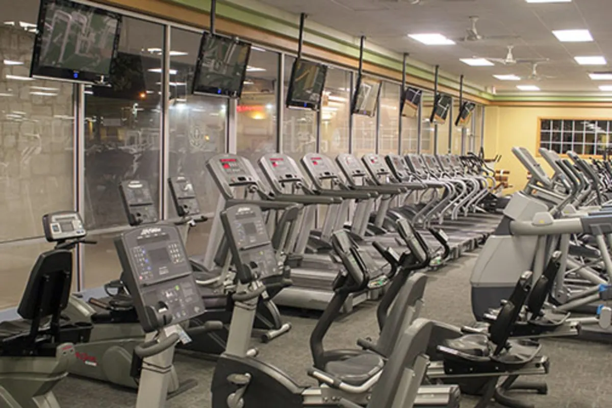 Gold's Gym San Antonio Tezel Guilbeau TX 78250 Build Strength