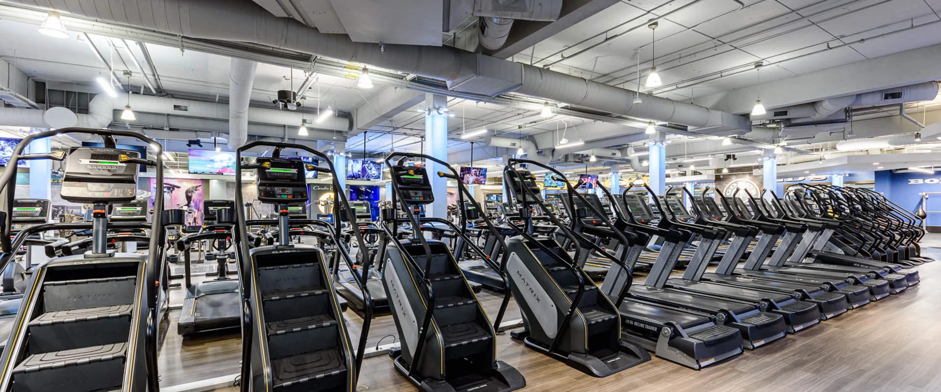 Gold's Gym Northridge