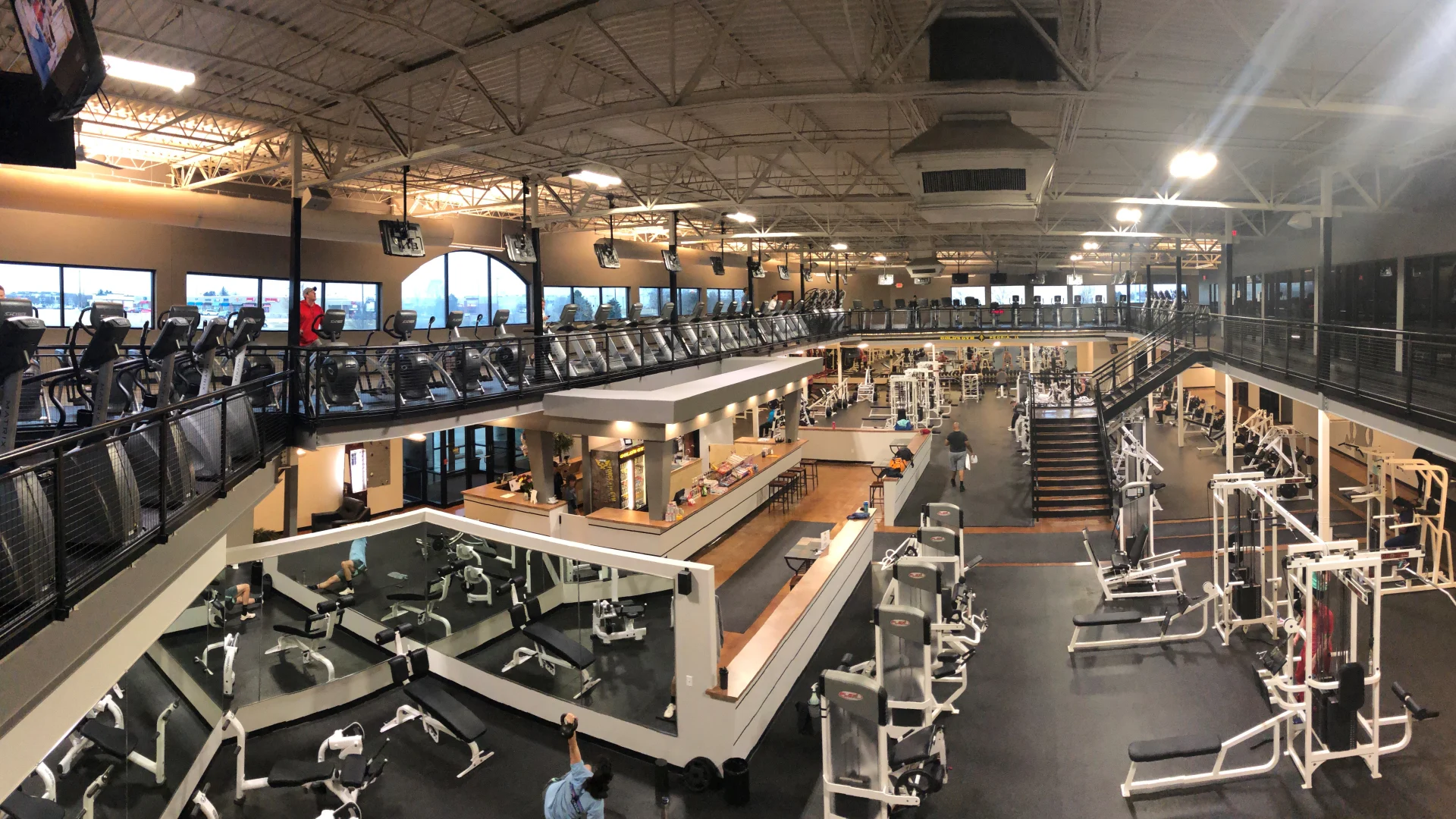 Gold's Gym — recovery studio in Peoria, IL