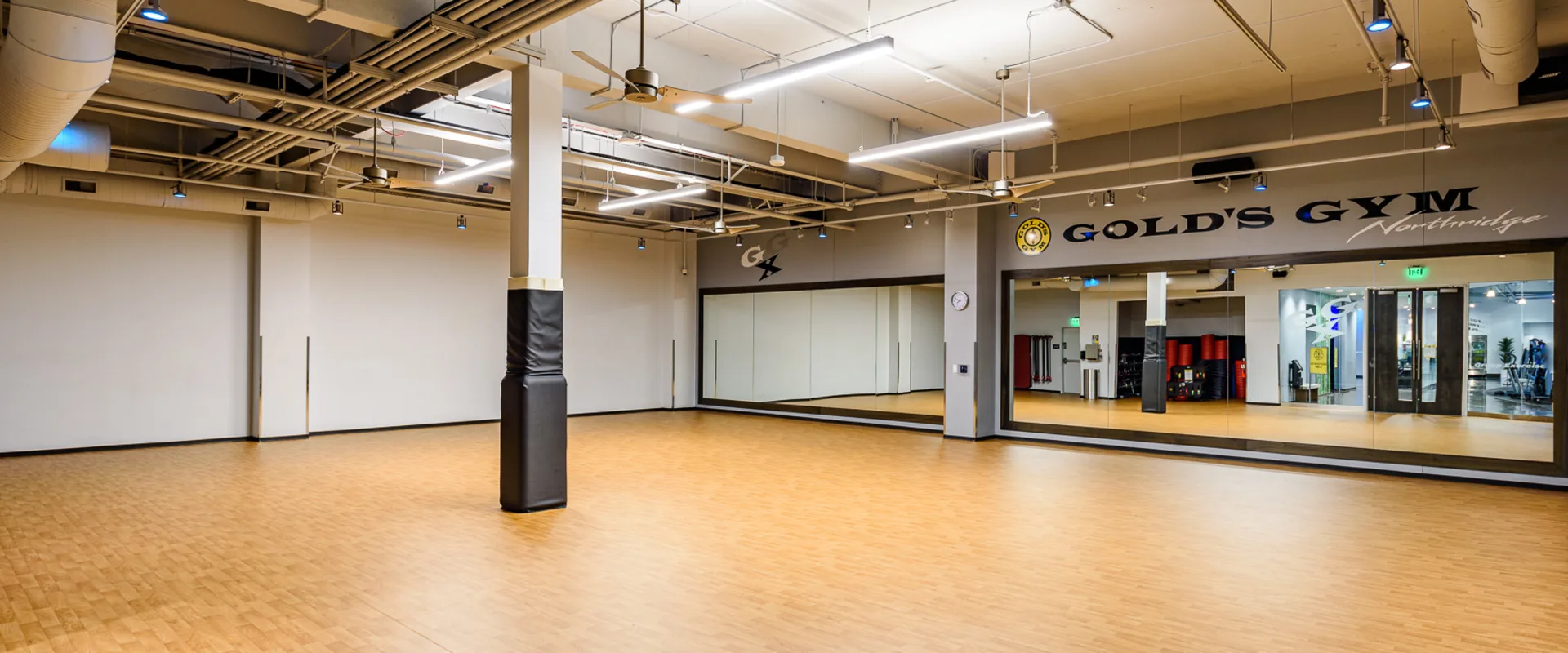 Gold's Gym Northridge