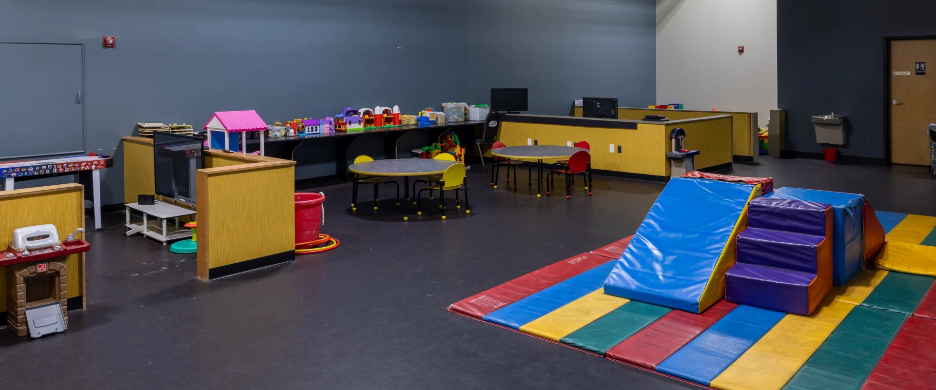 kids clubs  toys, mats, games