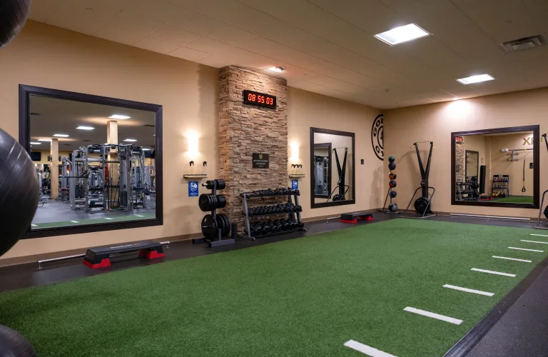 Gold's Gym Eastnorthport | Eastnorthport, NY 11731 | Build Strength