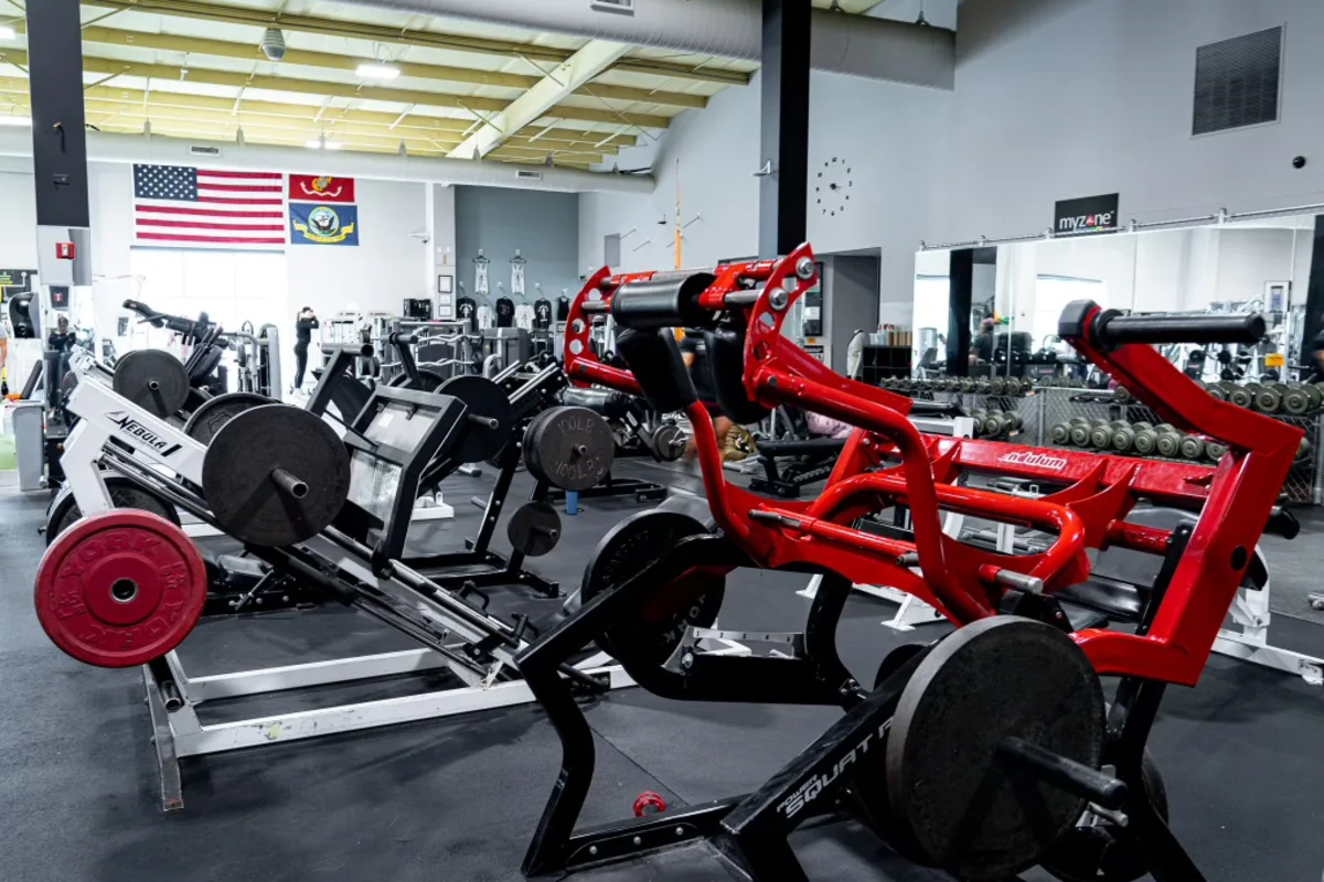 Gold's Gym Jacksonville | Jacksonville, NC 28546 | Strength & Fitness