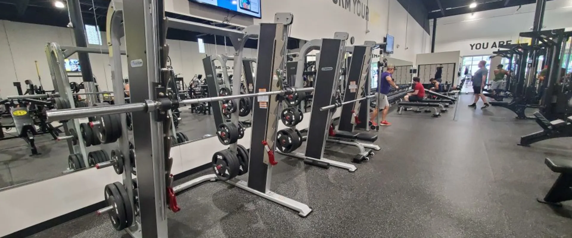 Gold's Gym Huntersville, NC