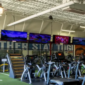 Gold's Gym Colonial Heights