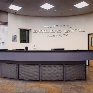 Gold's Gym Austin (Southeast)