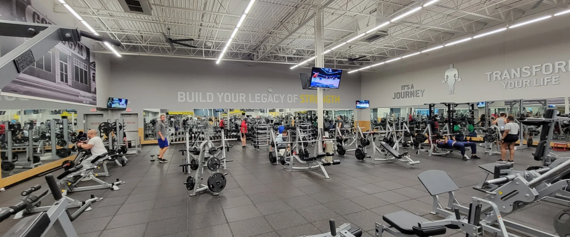 Gold's Gym Greer