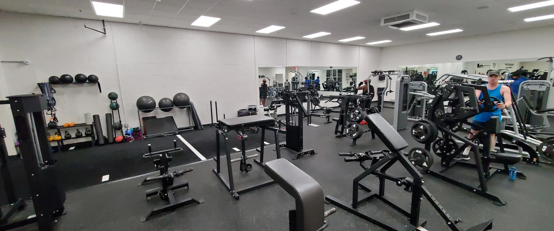 Gold's Gym Huntersville