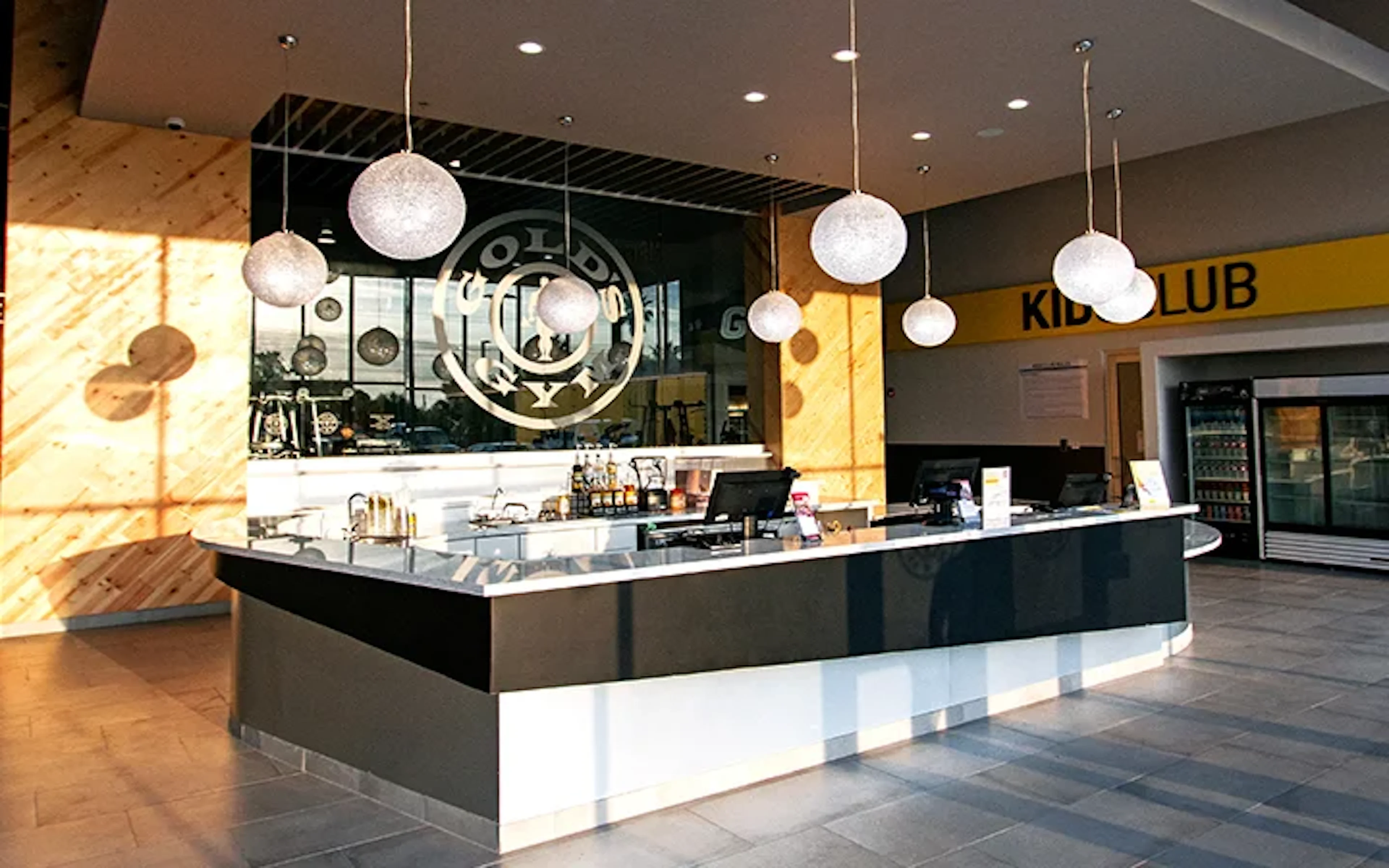Gold's Gym photo 1 in Edinburg