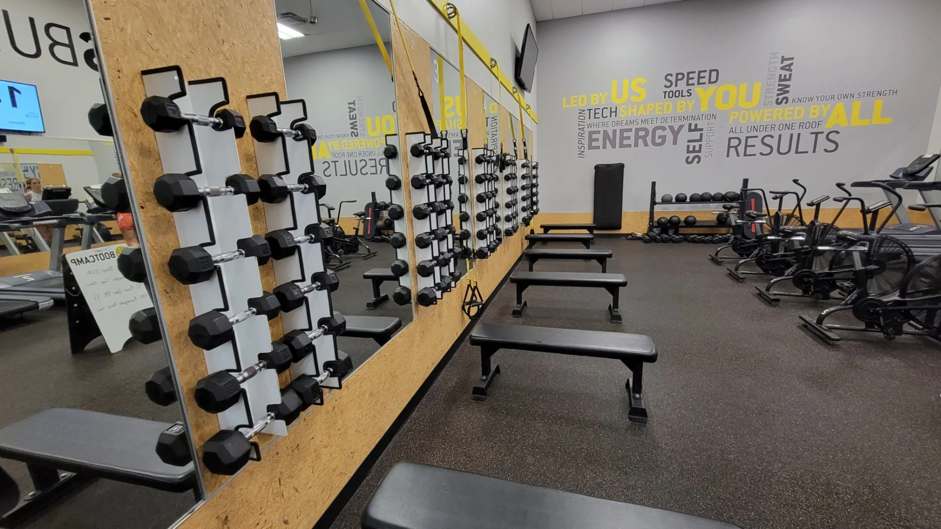 Gold's Gym Greer