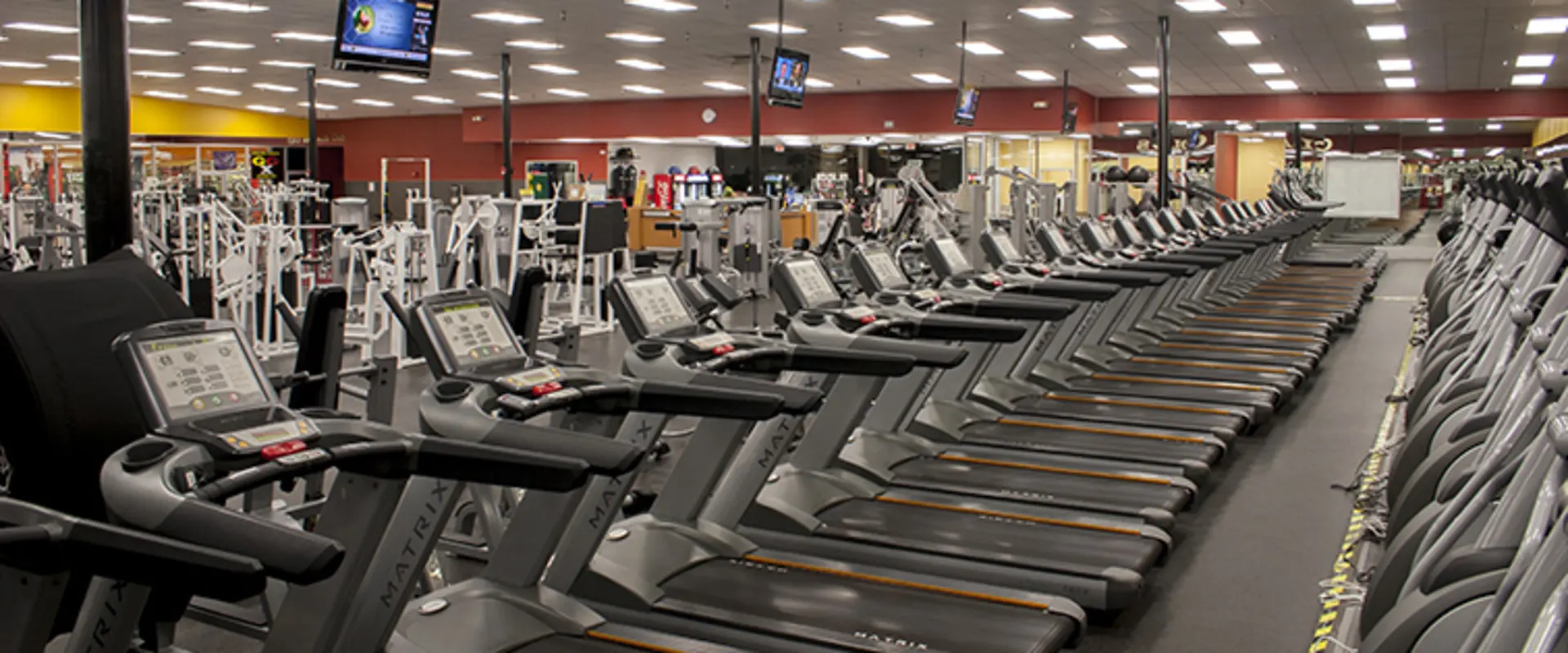 Gold’s Gym San Antonio Nacogdoches (Gold Level) Cardio